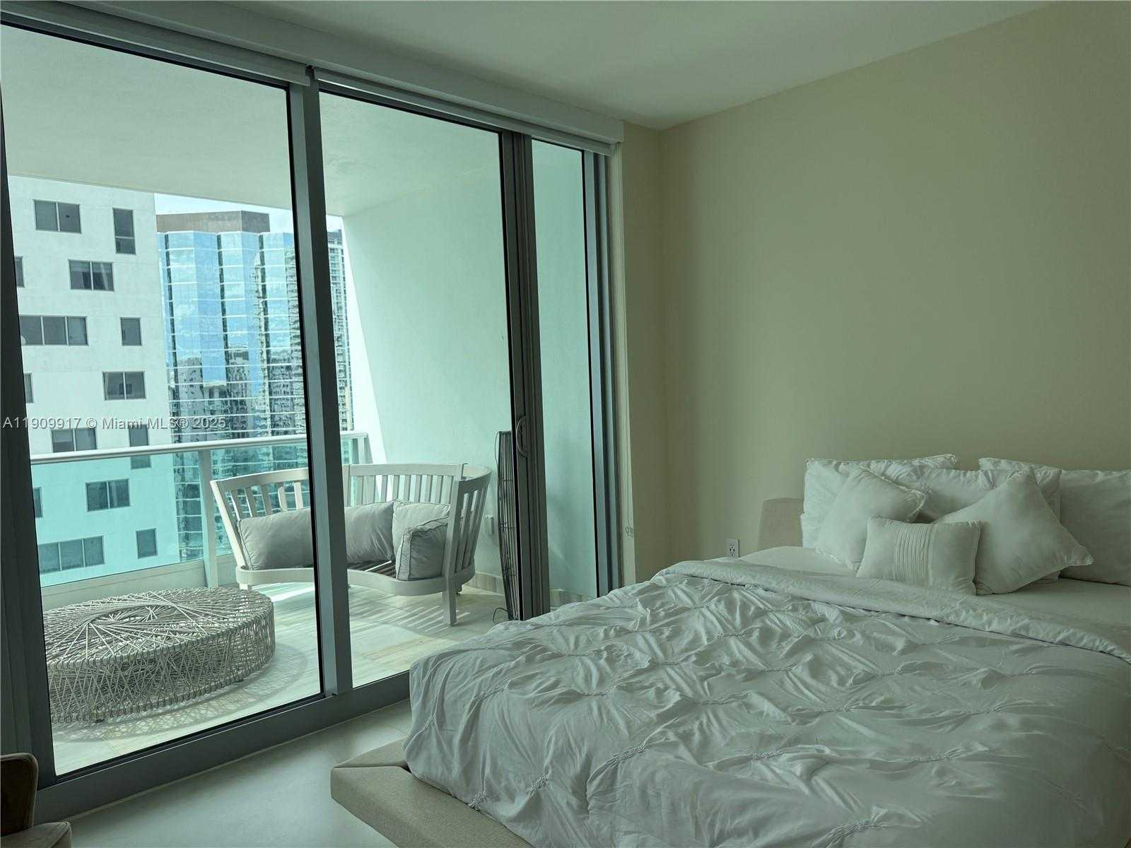 Small Image of 1331 BRICKELL BAY DR #2307, Miami Number 30
