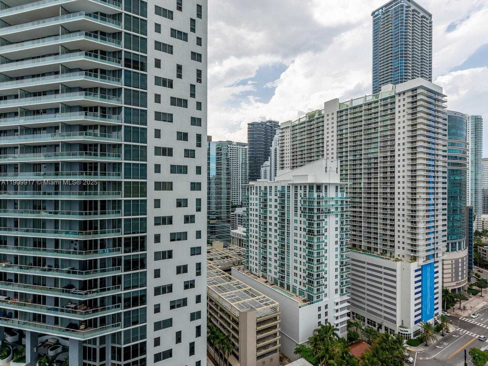 Small Image of 1331 BRICKELL BAY DR #2307, Miami Number 35