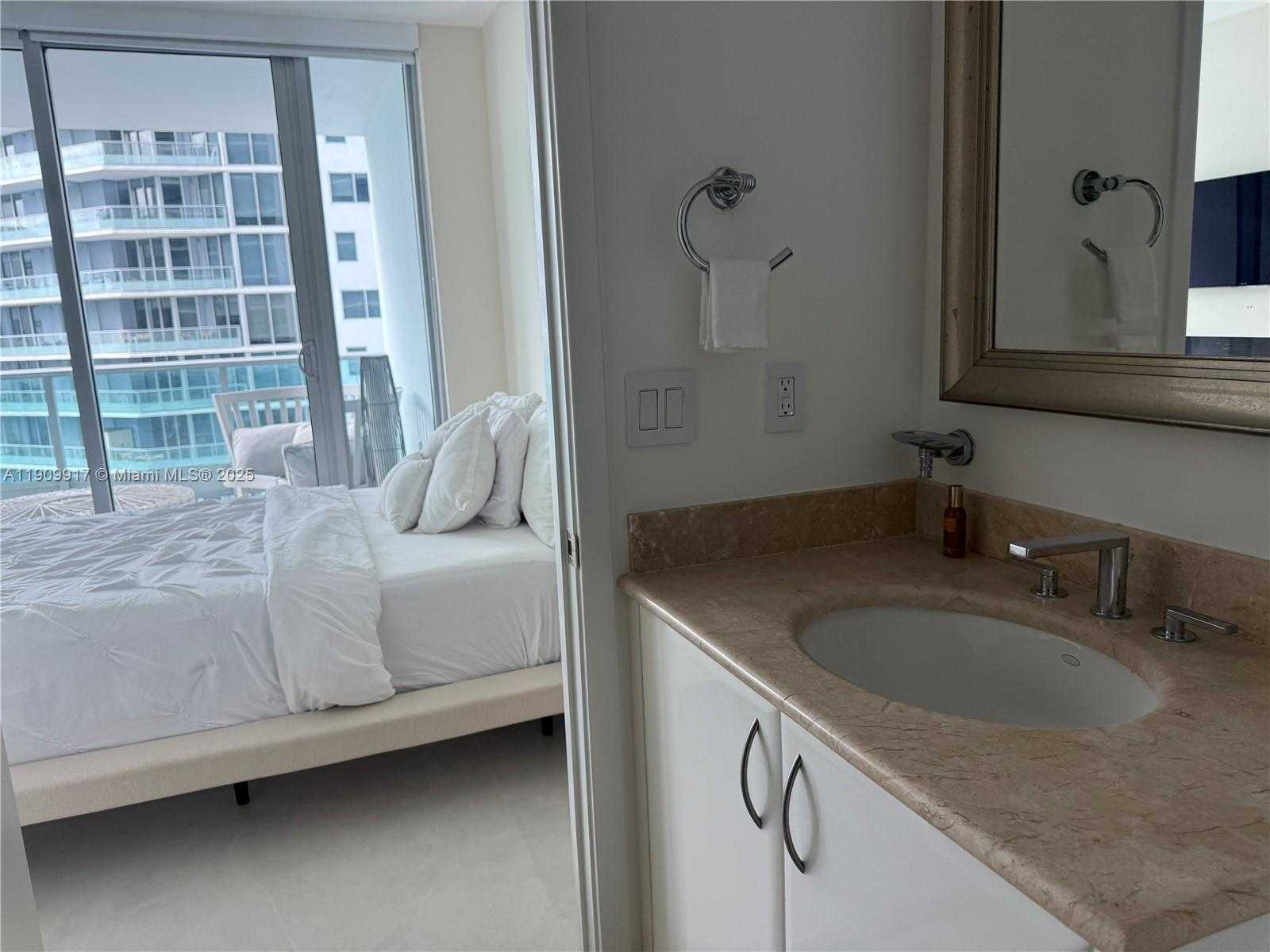 Small Image of 1331 BRICKELL BAY DR #2307, Miami Number 56