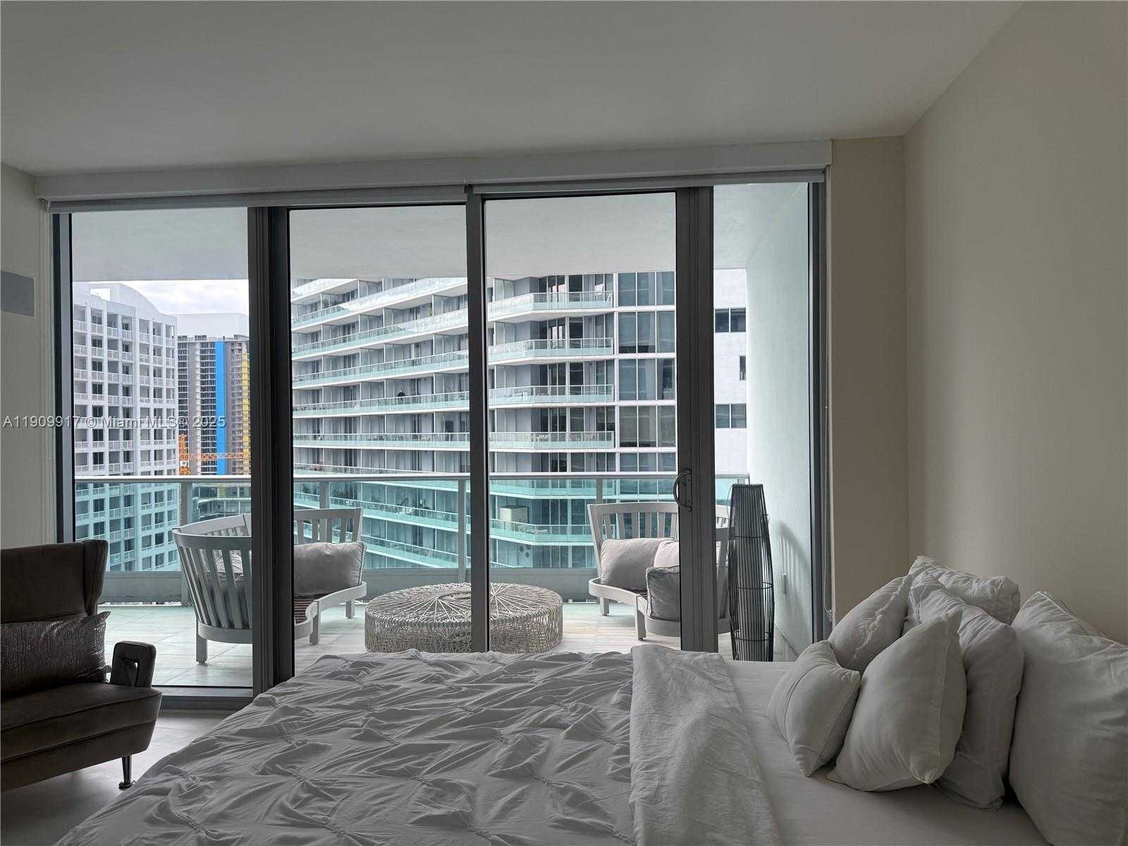Small Image of 1331 BRICKELL BAY DR #2307, Miami Number 75