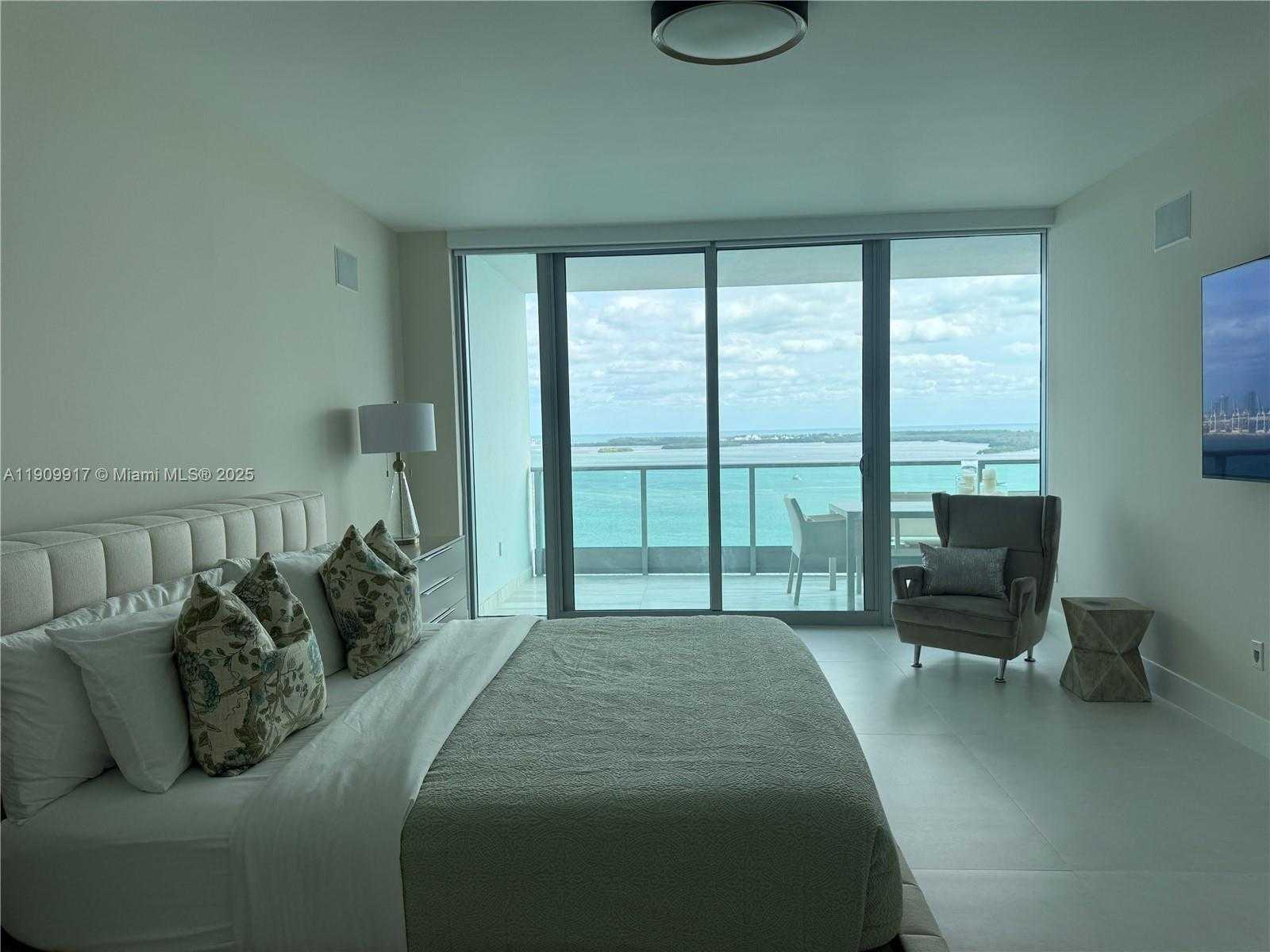 Small Image of 1331 BRICKELL BAY DR #2307, Miami Number 94