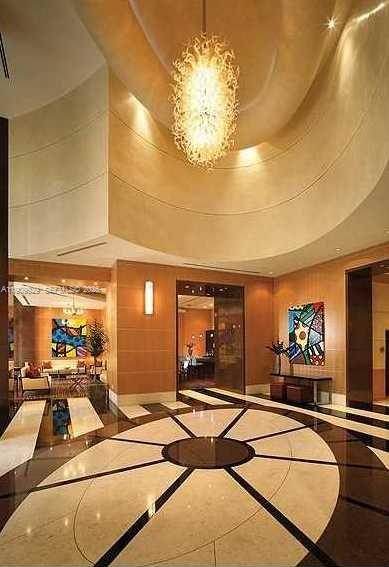 Imagen de Pequeño Objeto