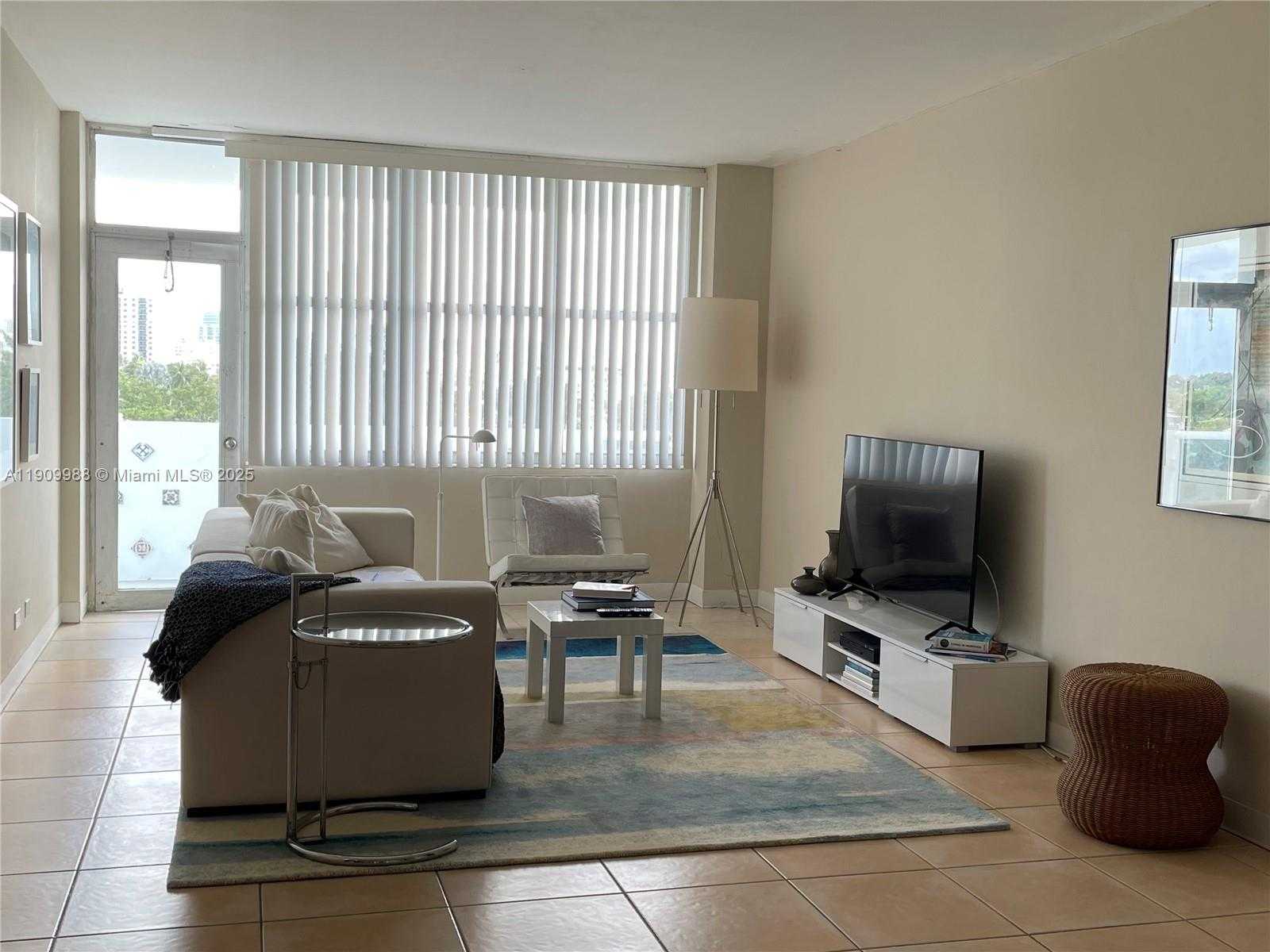 Small Image of 7441 WAYNE AVE #4K, Miami Beach Number 5