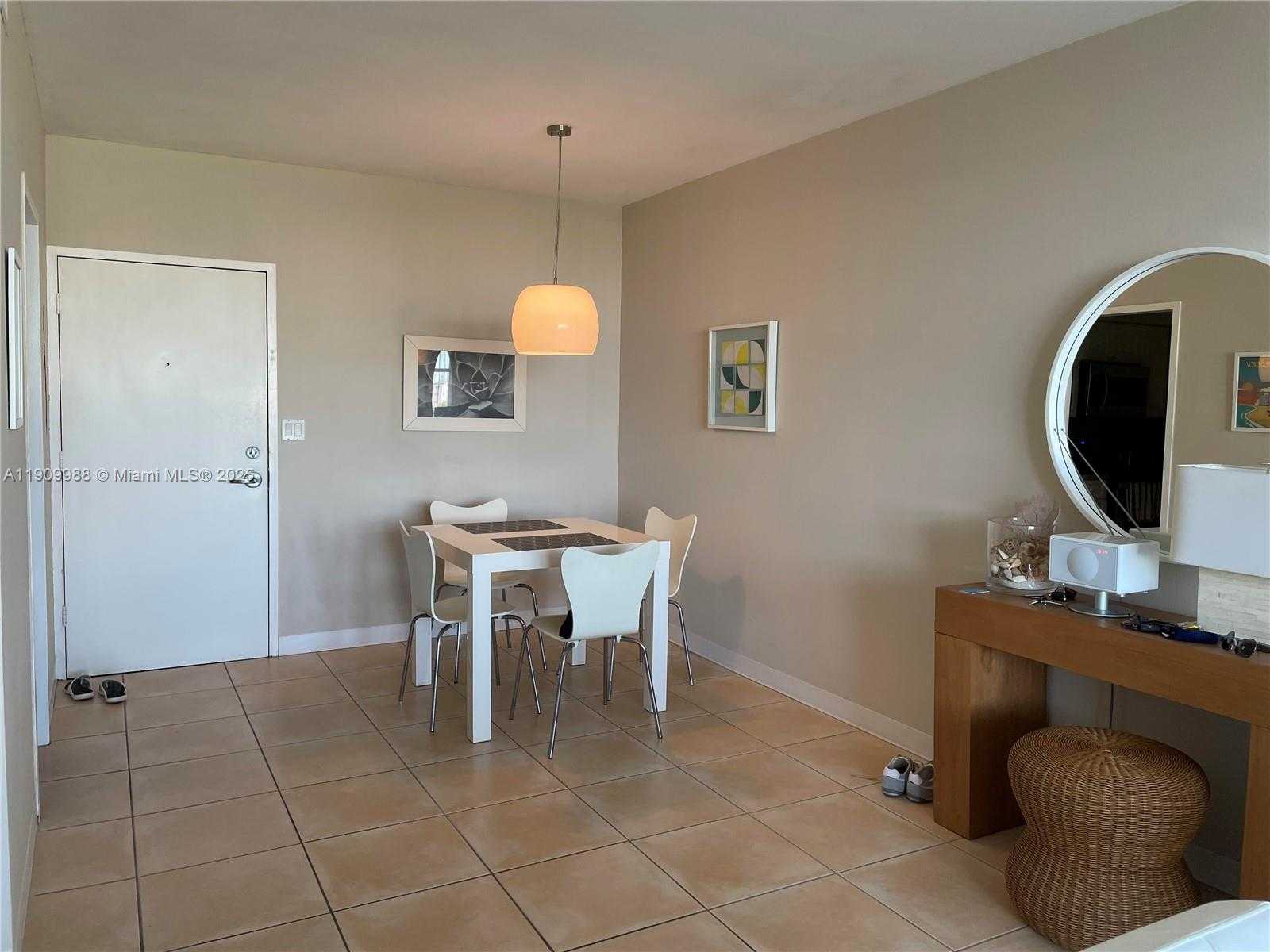 Small Image of 7441 WAYNE AVE #4K, Miami Beach Number 6