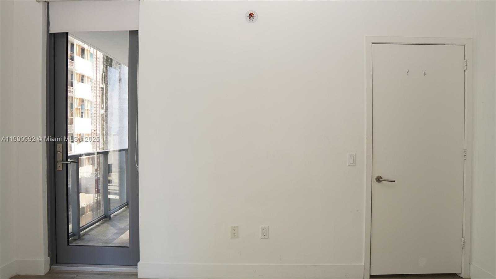 Small Image of 31 SOUTH EAST 6TH ST #1108, Miami Number 17