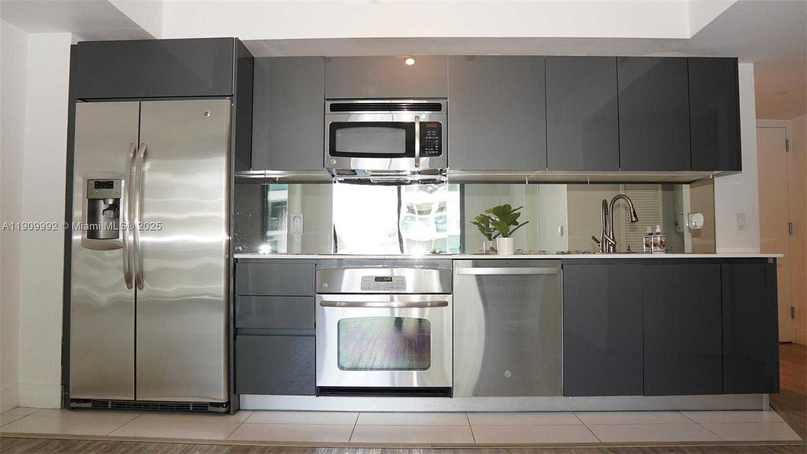 Small Image of 31 SOUTH EAST 6TH ST #1108, Miami Number 5