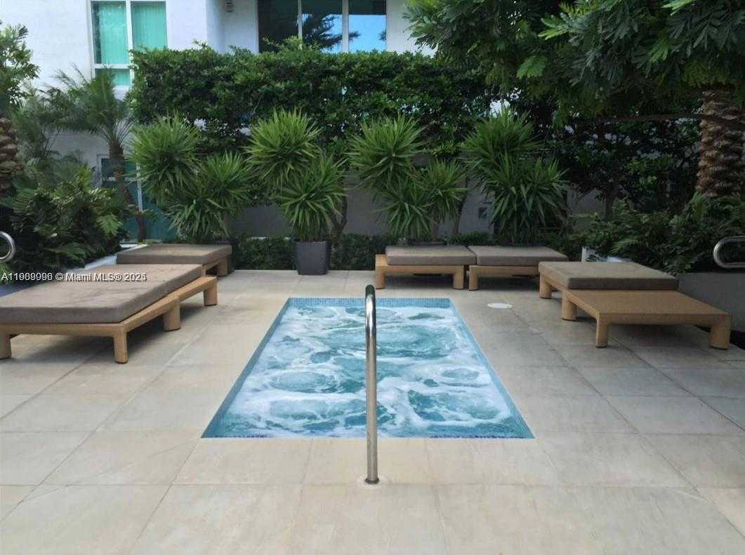 Small Image of 950 SOUTH BRICKELL BAY #1109, Miami Number 12