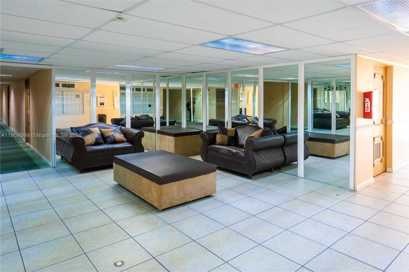 Small Image of 501 THREE ISLANDS BLVD #517, Hallandale Beach Number 23