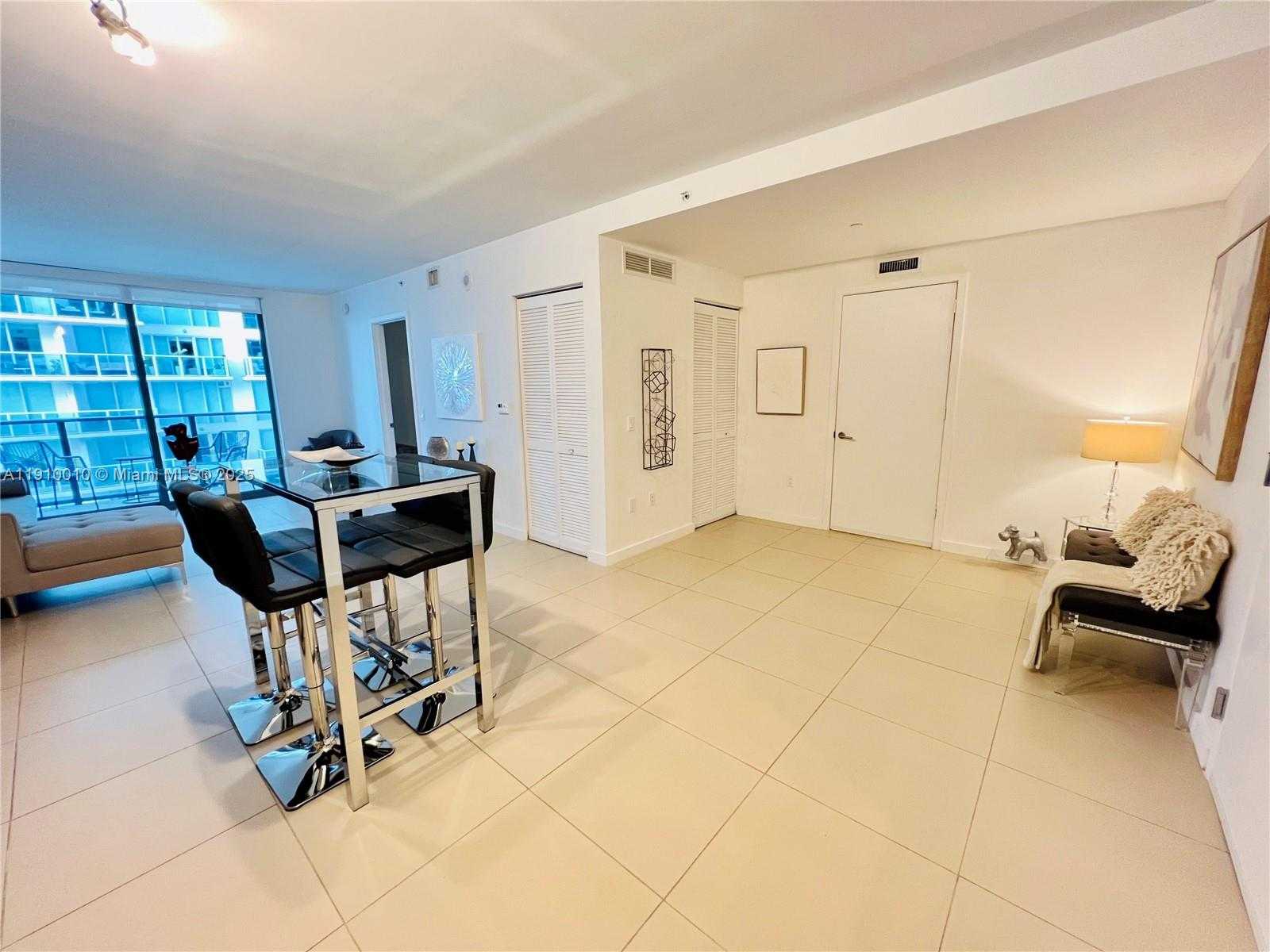 Small Image of 31 SOUTH EAST 6TH ST #2204, Miami Number 11