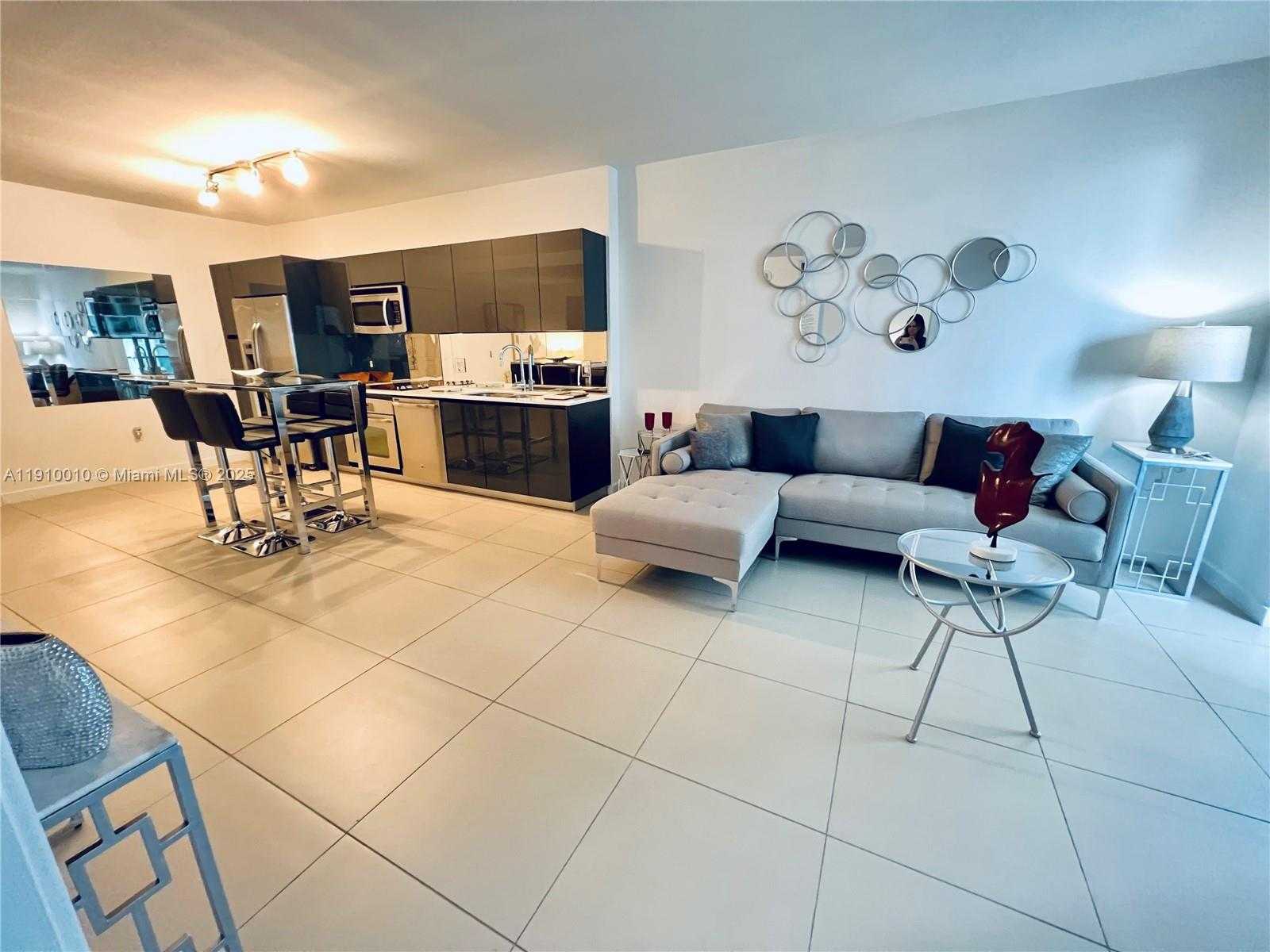 Small Image of 31 SOUTH EAST 6TH ST #2204, Miami Number 12