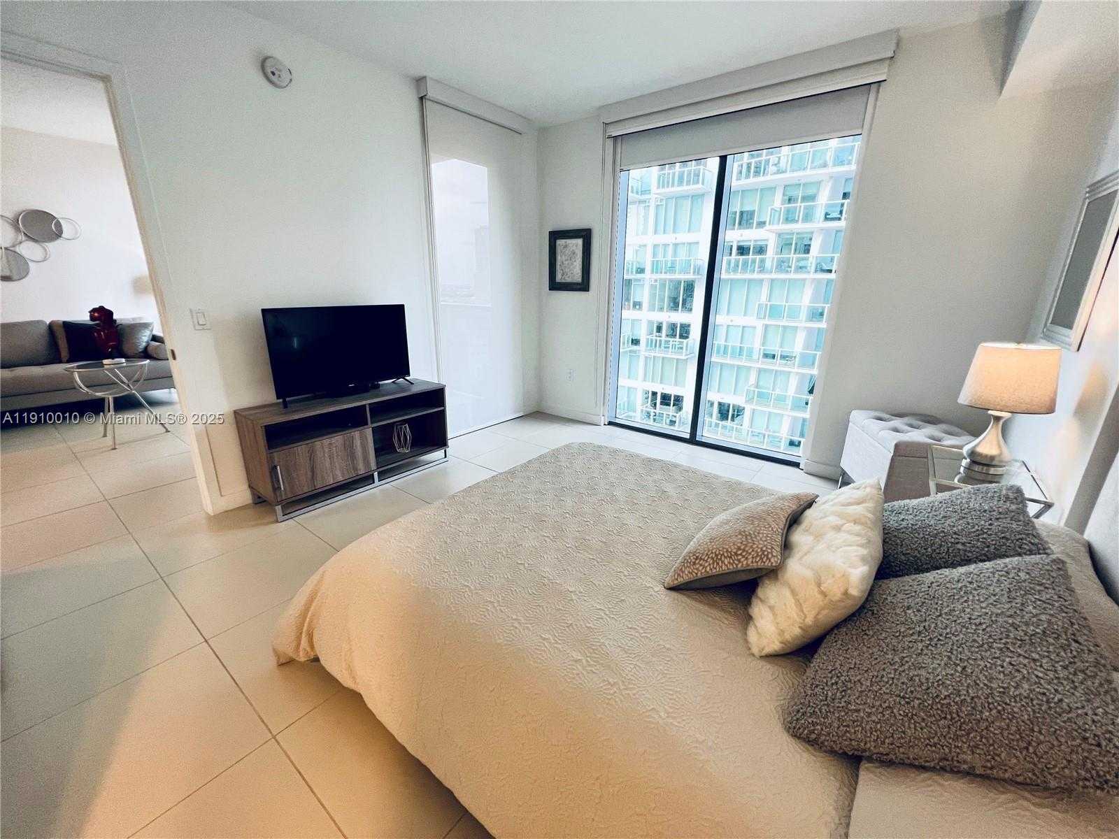 Small Image of 31 SOUTH EAST 6TH ST #2204, Miami Number 15