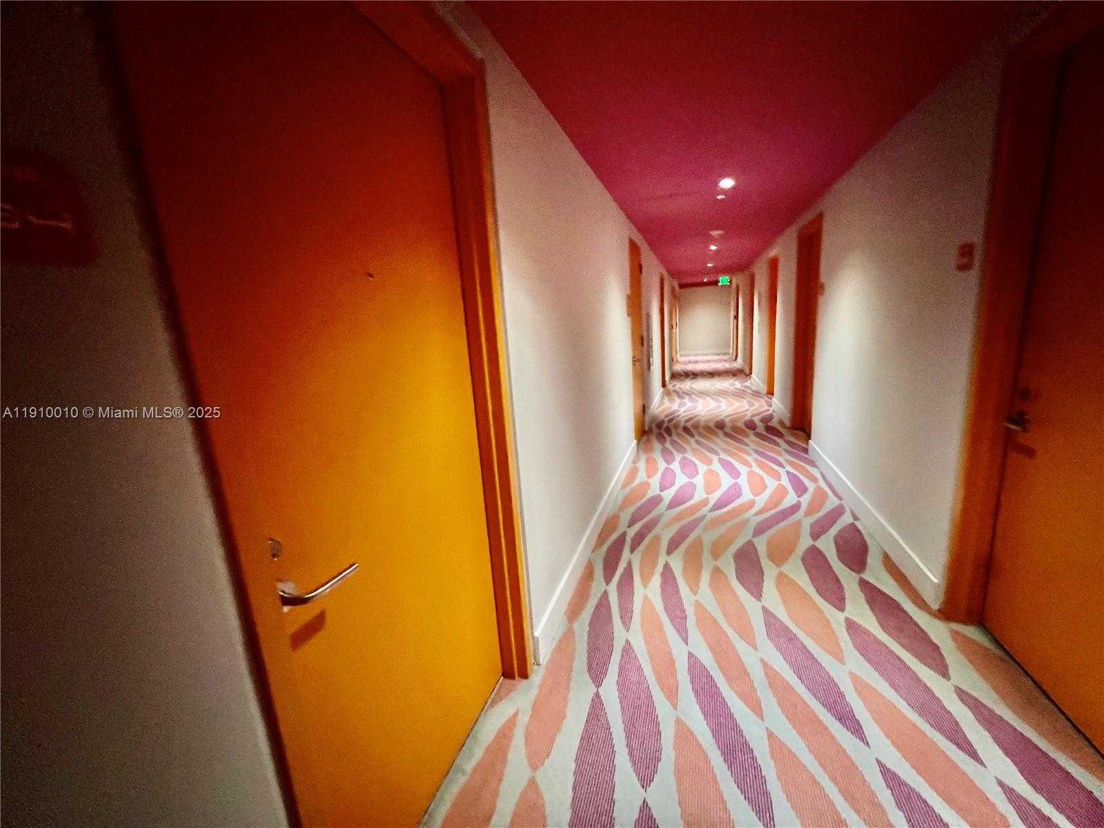 Small Image of 31 SOUTH EAST 6TH ST #2204, Miami Number 24