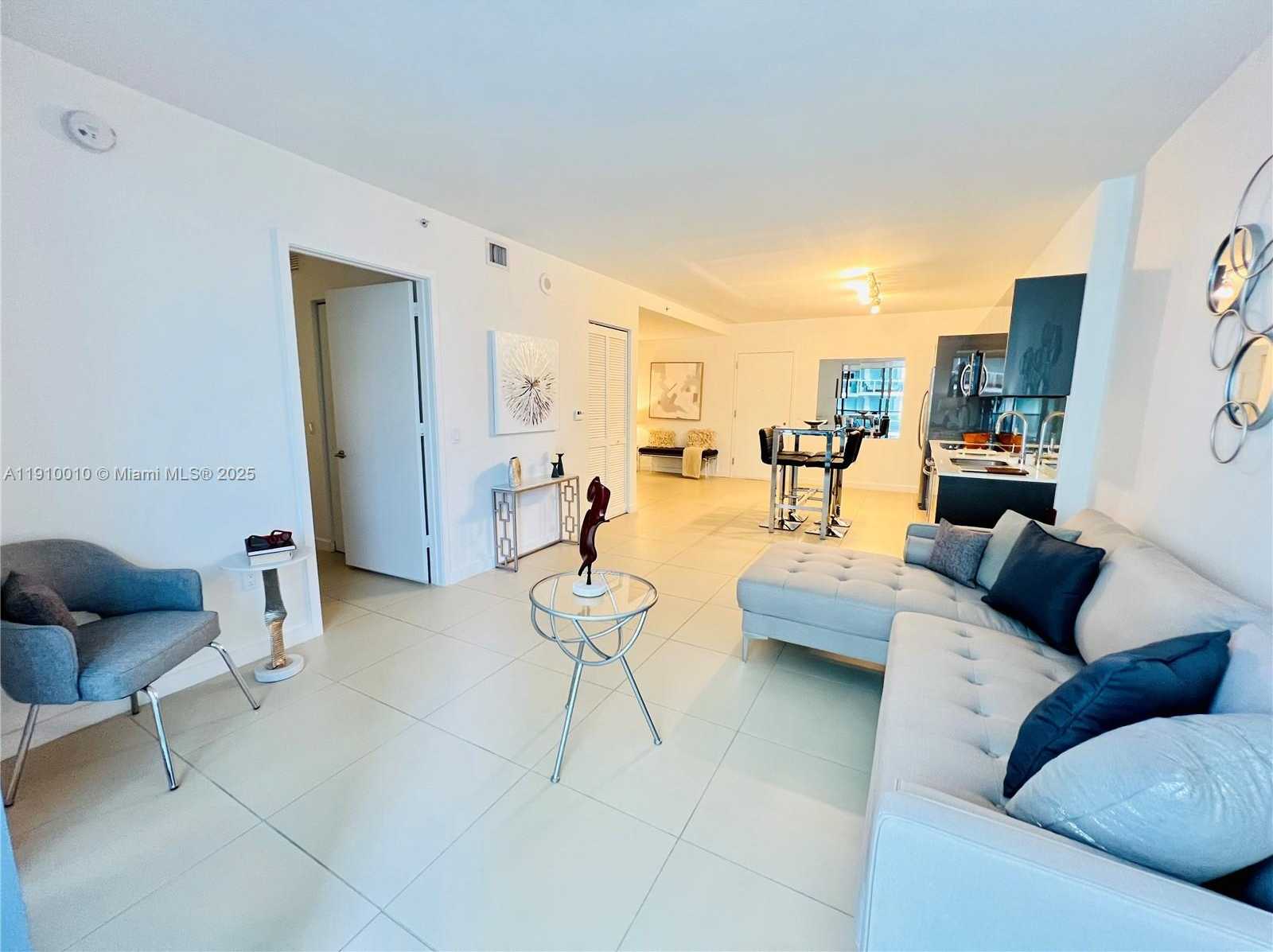 Small Image of 31 SOUTH EAST 6TH ST #2204, Miami Number 8