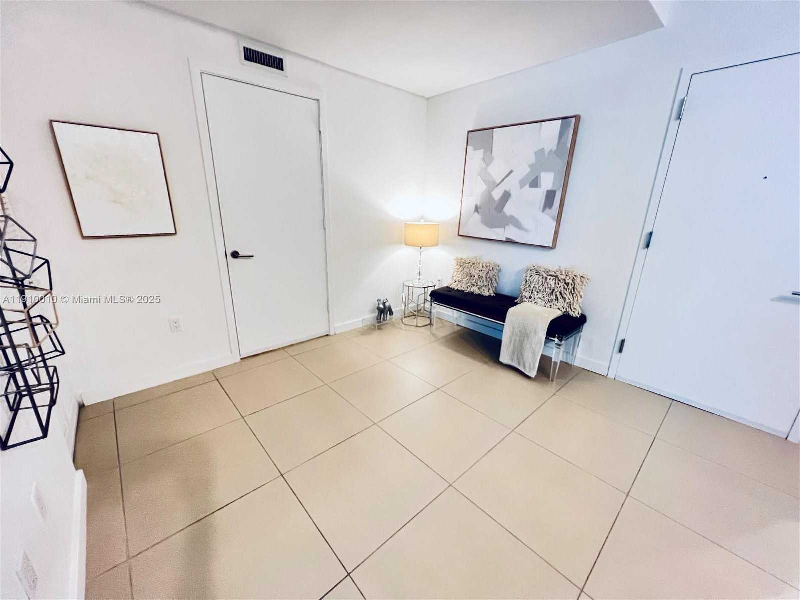 Small Image of 31 SOUTH EAST 6TH ST #2204, Miami Number 9
