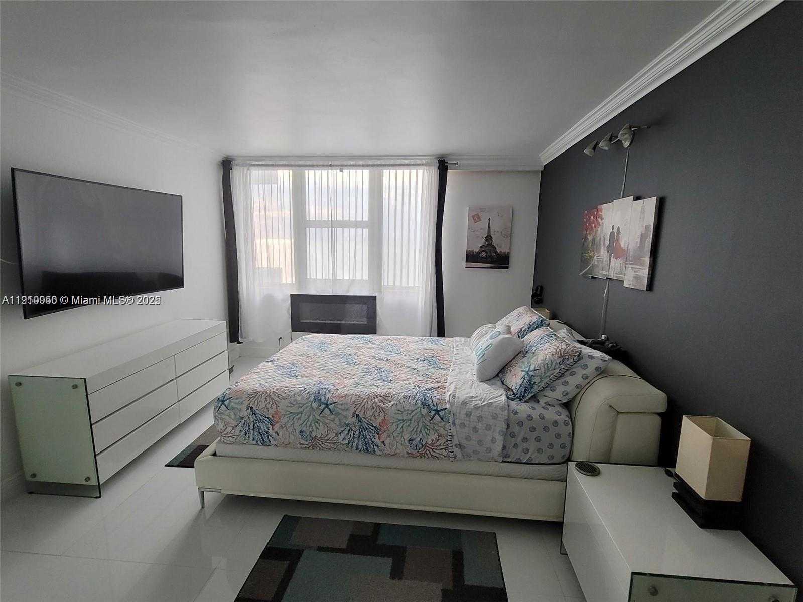 Small Image of 2030 SOUTH OCEAN DR #1815, Hallandale Beach Number 12