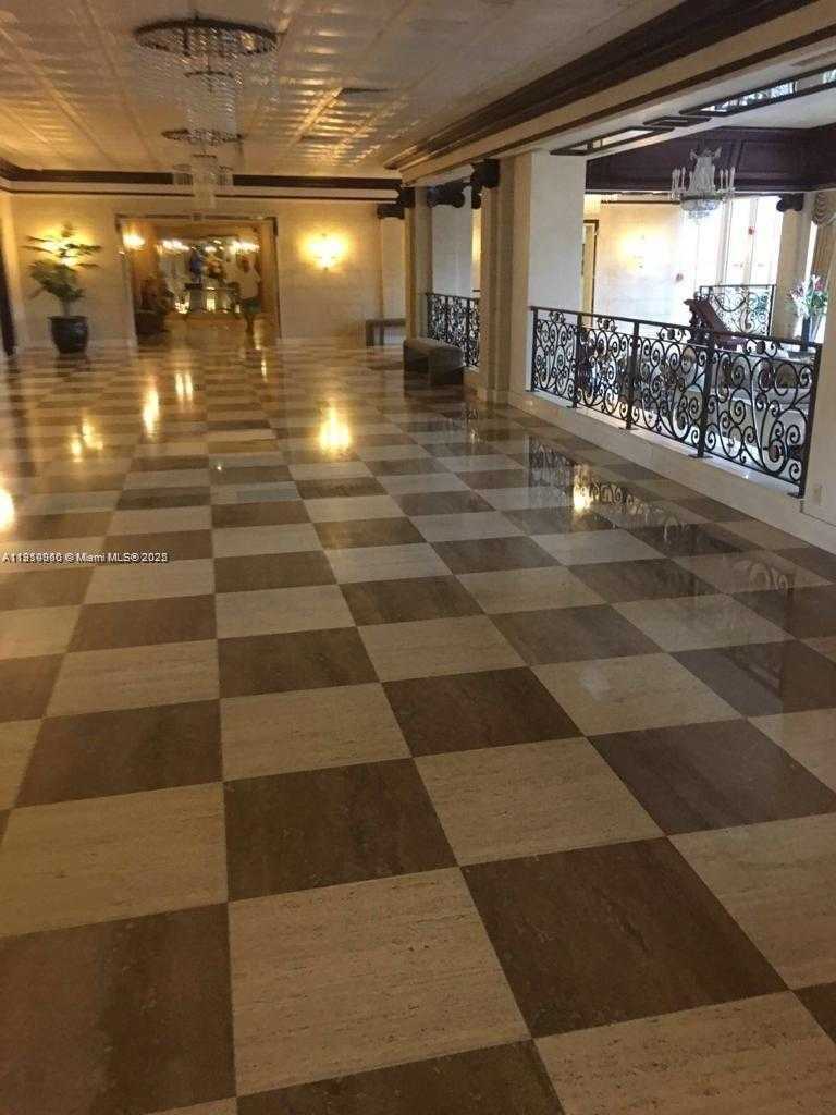 Small Image of 2030 SOUTH OCEAN DR #1815, Hallandale Beach Number 17