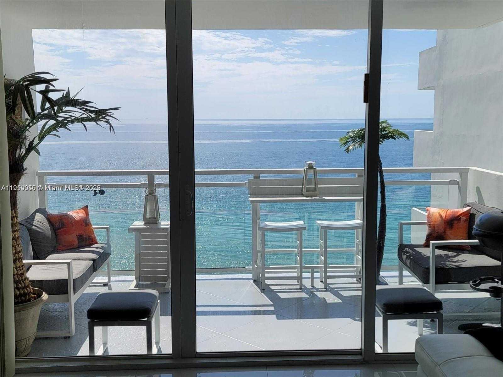 Small Image of 2030 SOUTH OCEAN DR #1815, Hallandale Beach Number 4