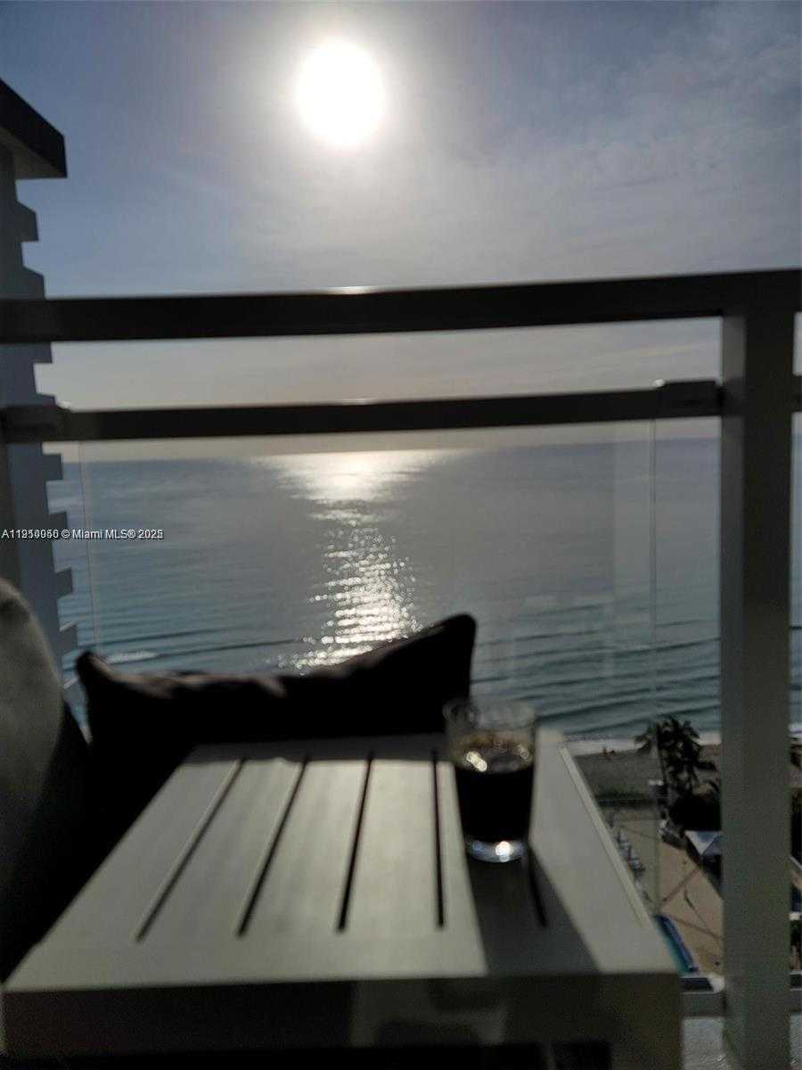 Small Image of 2030 SOUTH OCEAN DR #1815, Hallandale Beach Number 5