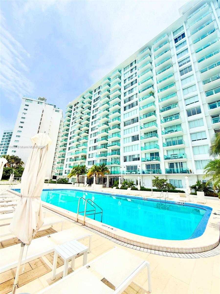 Small Image of 1000 WEST AVE #520, Miami Beach Number 12