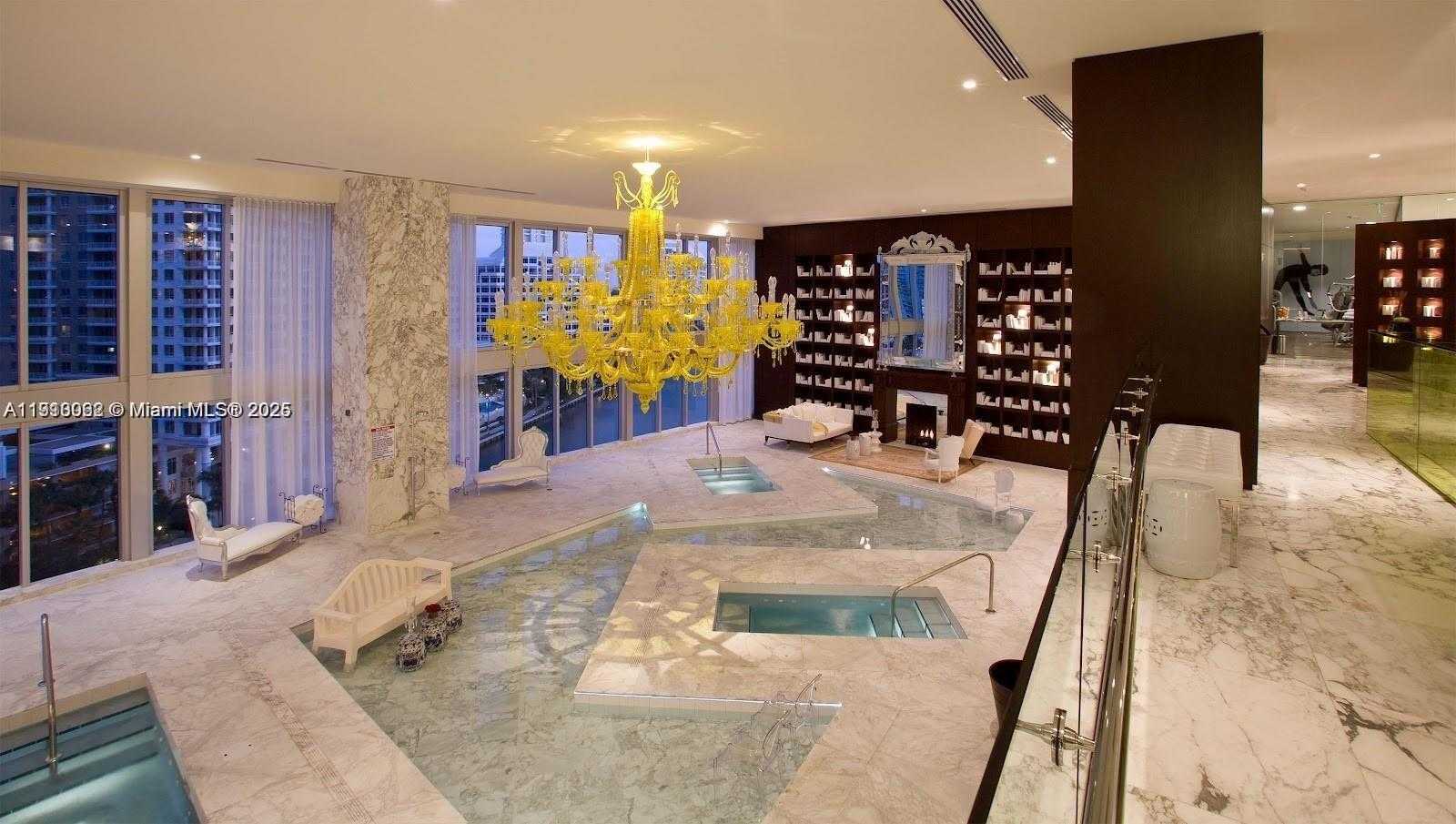 Small Image of 485 BRICKELL AVE #3407, Miami Number 9