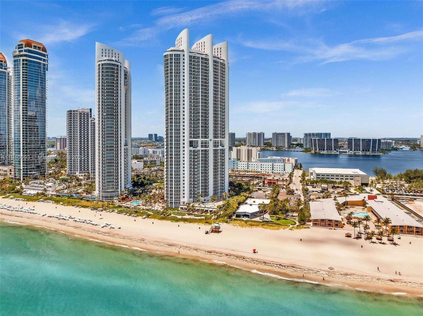 Small Image of 18201 COLLINS AVE #1502, Sunny Isles Beach Number 3