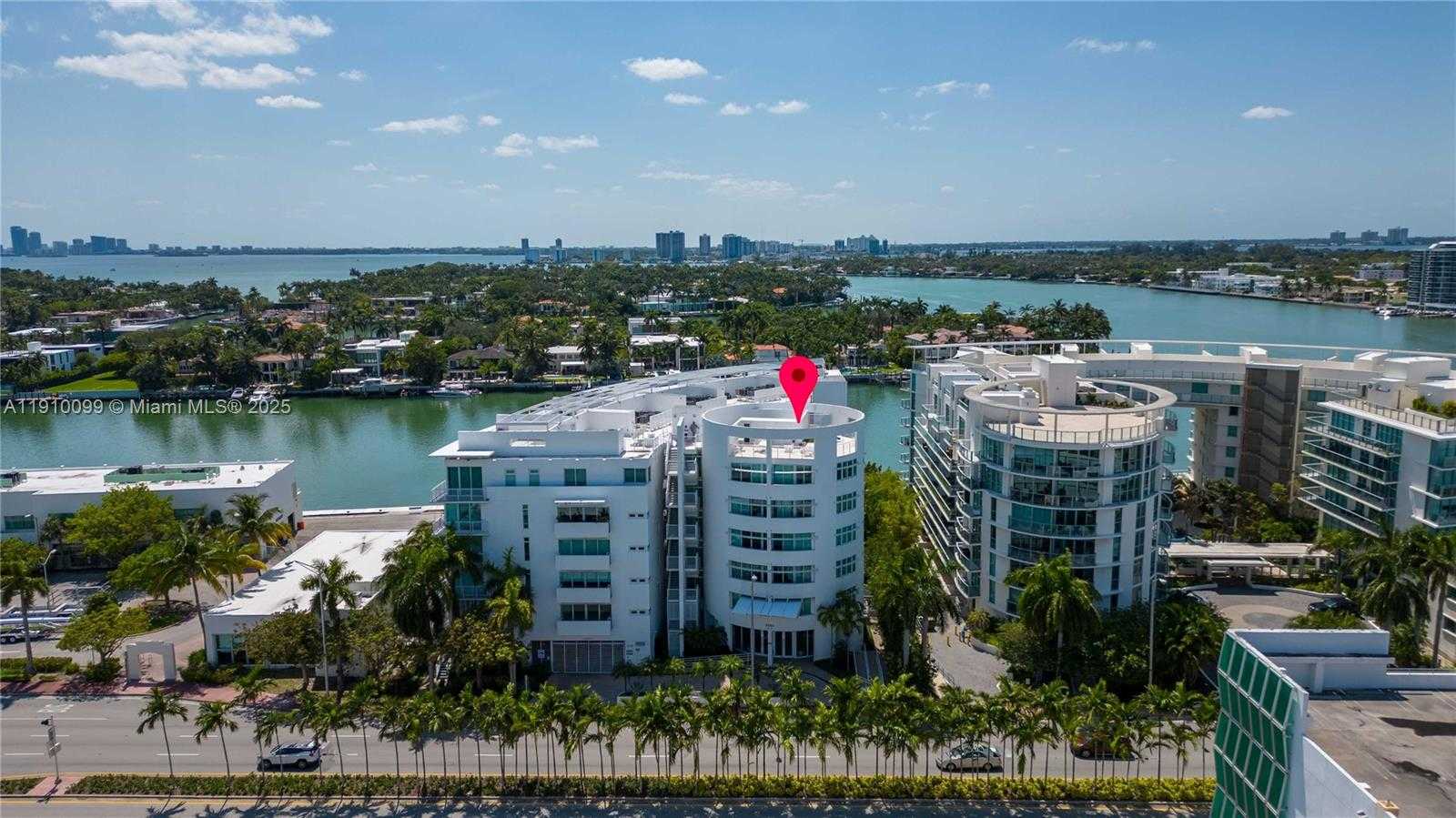 Small Image of 6580 INDIAN CREEK DR #310, Miami Beach Number 2