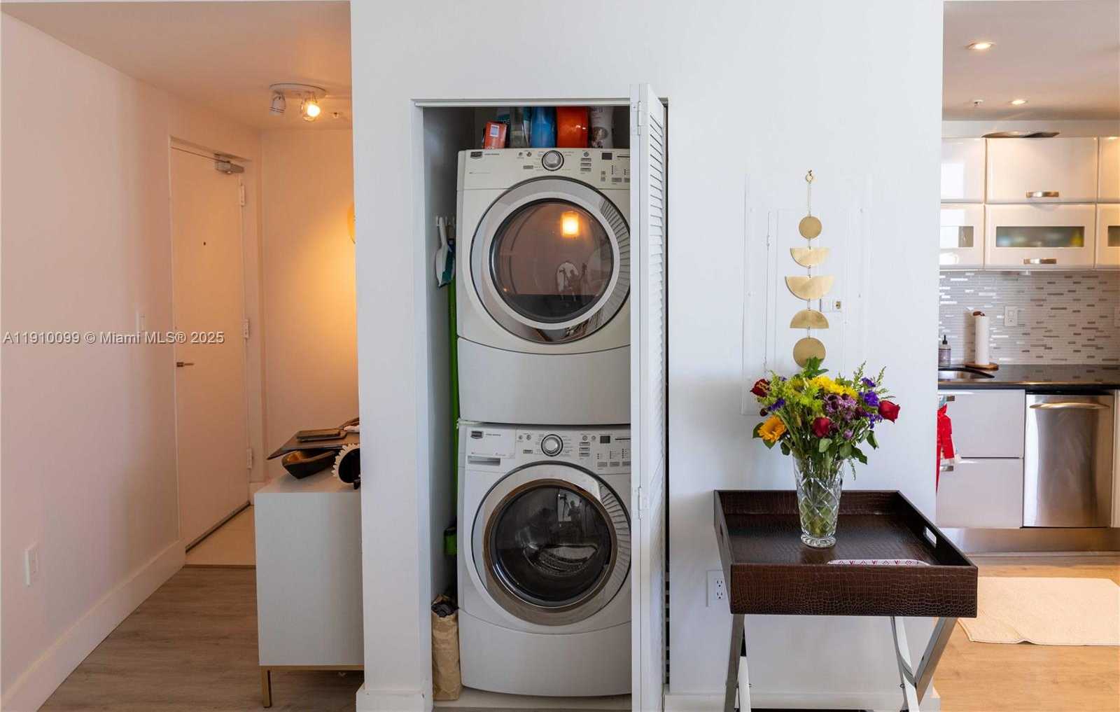 Small Image of 6580 INDIAN CREEK DR #310, Miami Beach Number 28