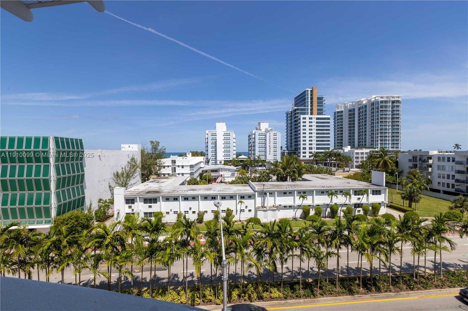 Small Image of 6580 INDIAN CREEK DR #310, Miami Beach Number 30