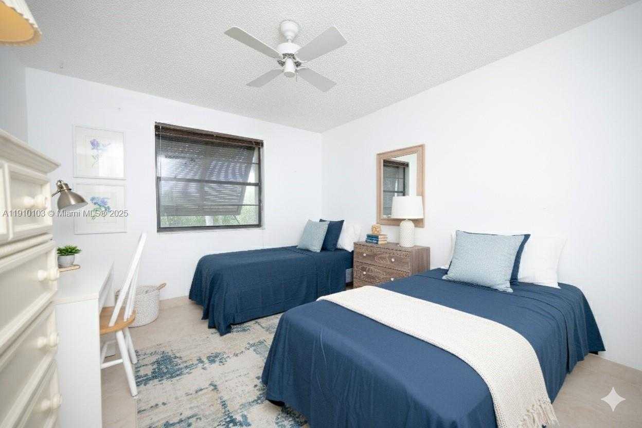 Small Image of 7965 SOUTH WEST 86TH ST #126, Miami Number 3