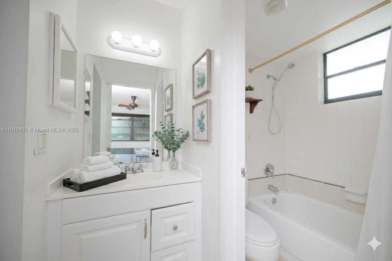 Small Image of 7965 SOUTH WEST 86TH ST #126, Miami Number 4