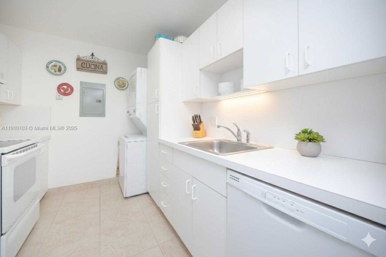 Small Image of 7965 SOUTH WEST 86TH ST #126, Miami Number 7