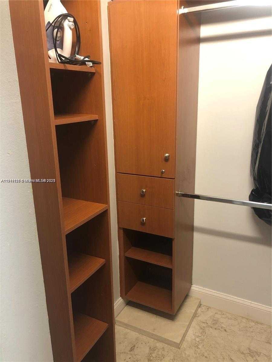 Small Image of 1717 NORTH BAYSHORE DR #A2746, Miami Number 17