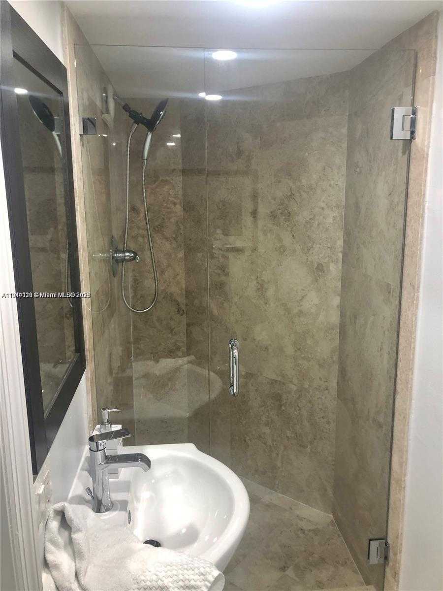 Small Image of 1717 NORTH BAYSHORE DR #A2746, Miami Number 20