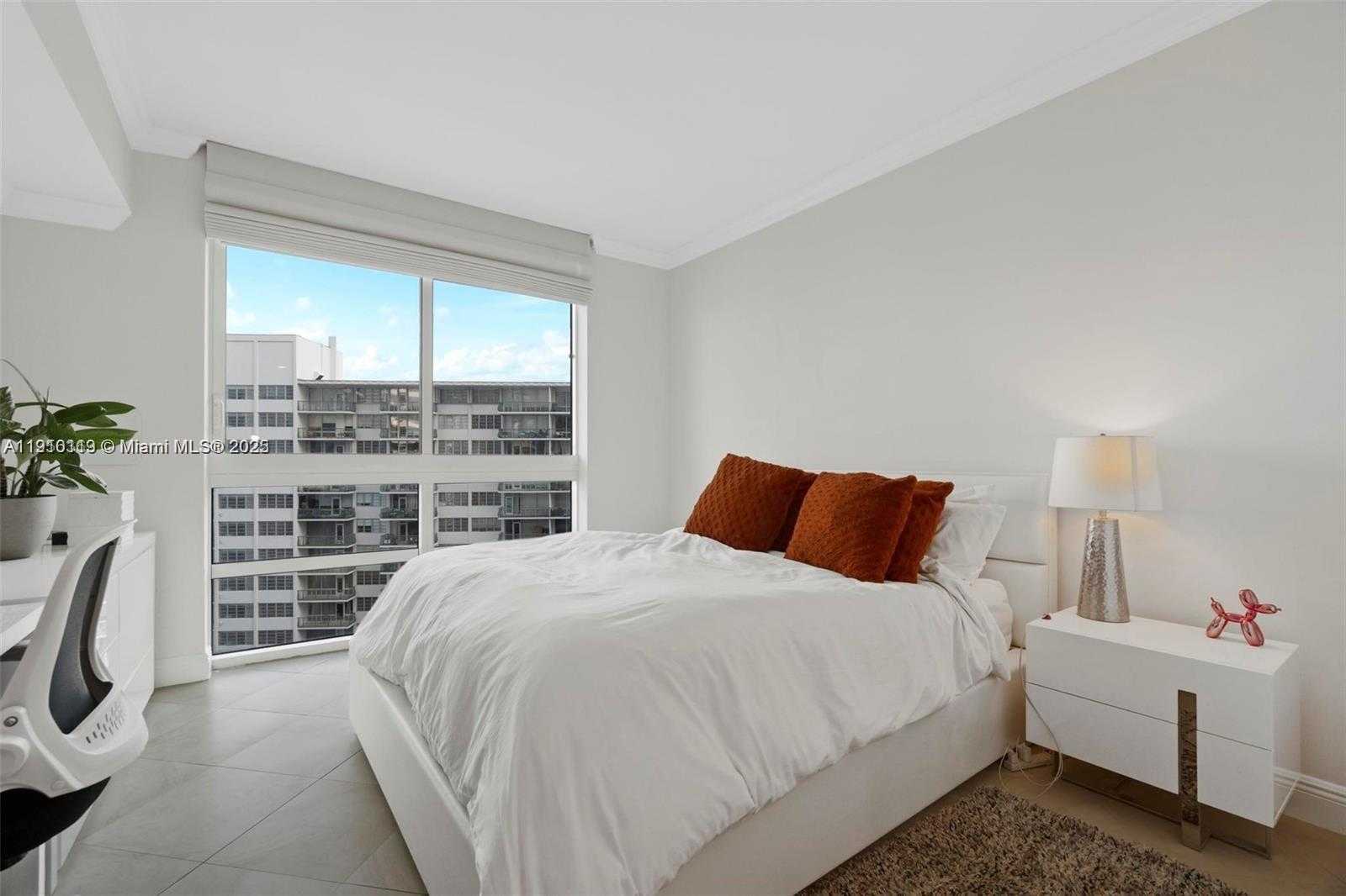 Small Image of 218 SOUTH EAST 14TH ST #1003, Miami Number 20