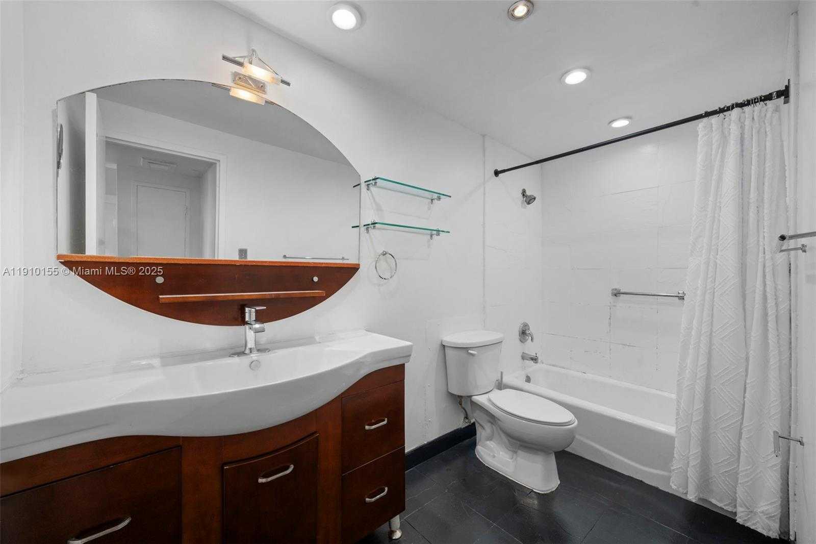 Small Image of 3301 NORTH EAST 5TH AVE #214, Miami Number 23