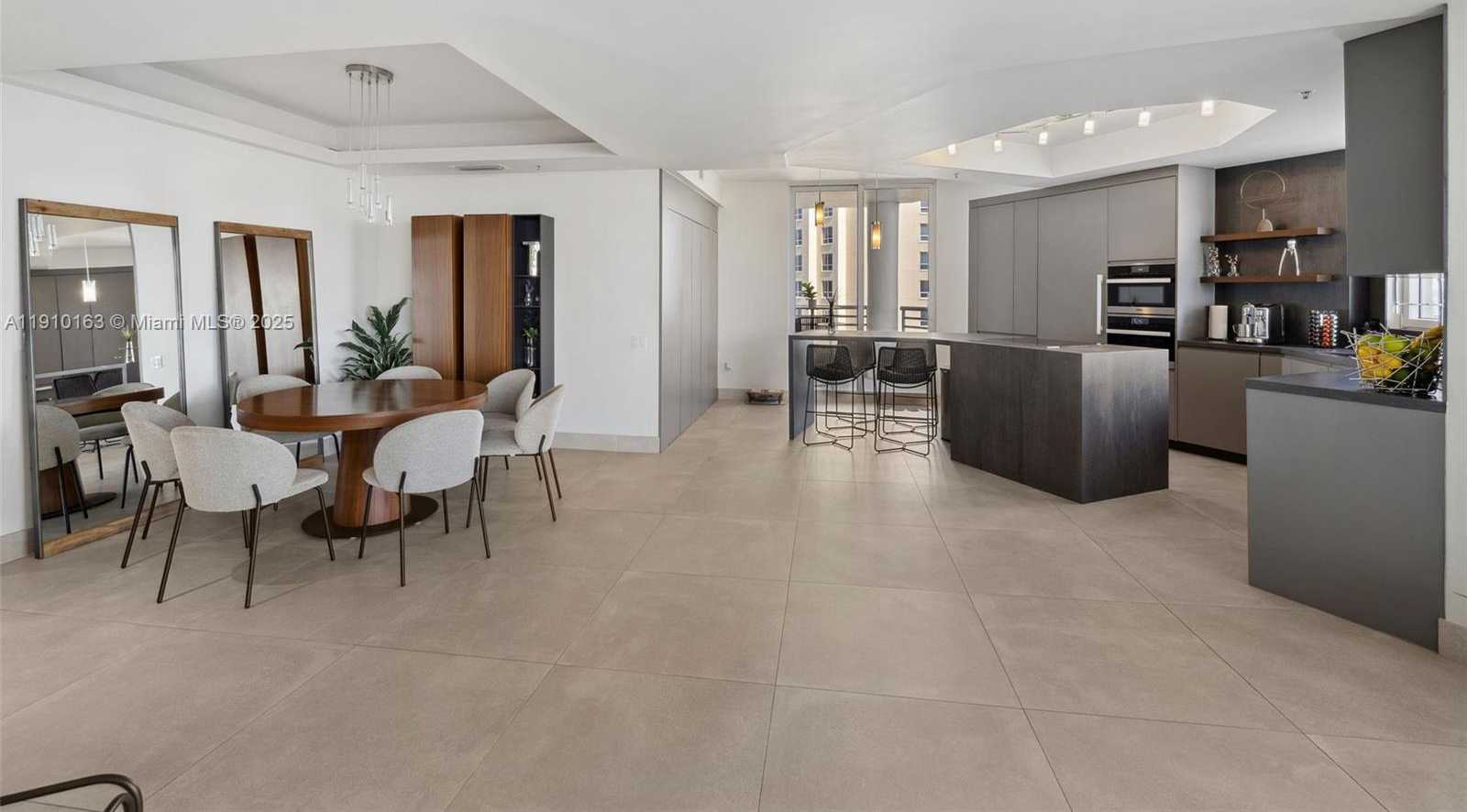 Small Image of 808 BRICKELL KEY DR #2601, Miami Number 29