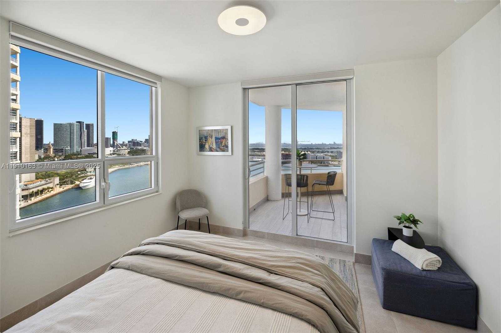 Small Image of 808 BRICKELL KEY DR #2601, Miami Number 42