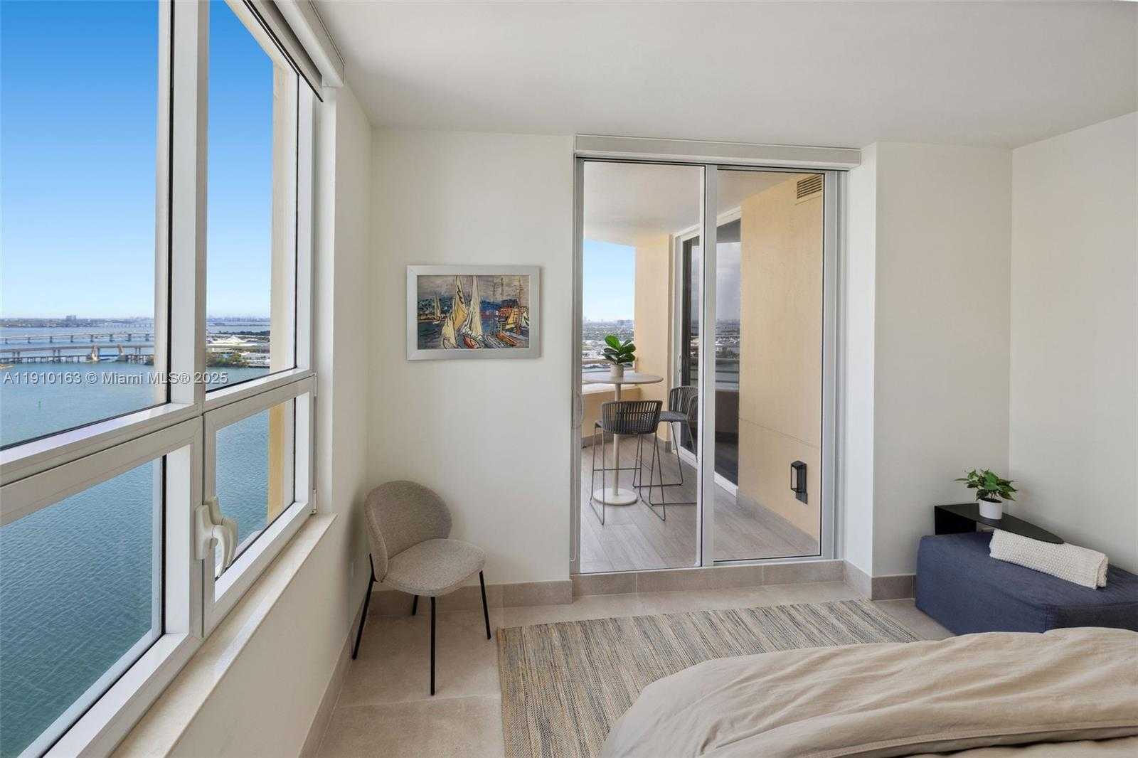 Small Image of 808 BRICKELL KEY DR #2601, Miami Number 43