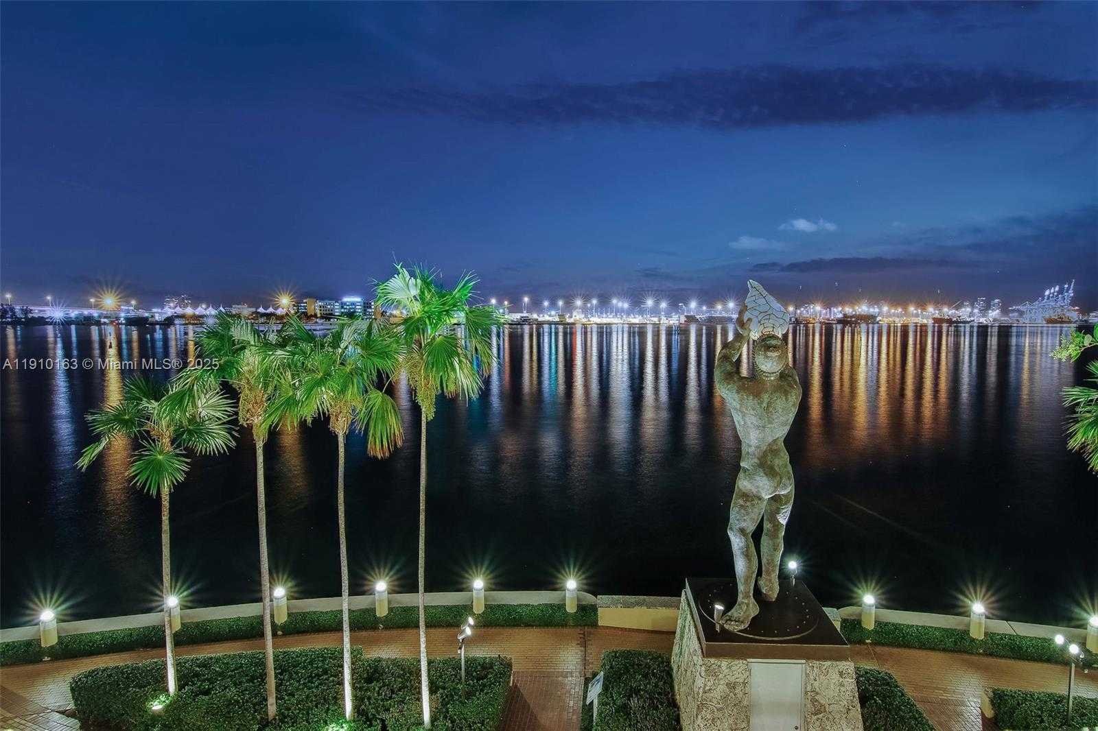 Small Image of 808 BRICKELL KEY DR #2601, Miami Number 51