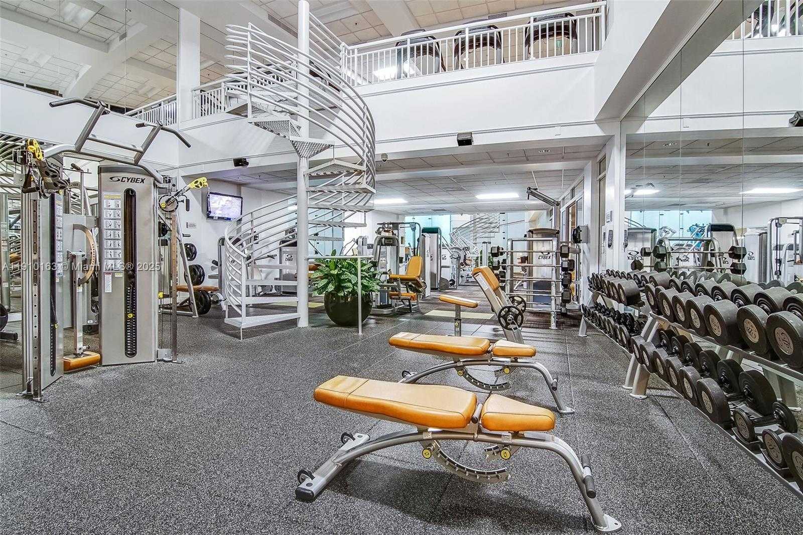 Small Image of 808 BRICKELL KEY DR #2601, Miami Number 60