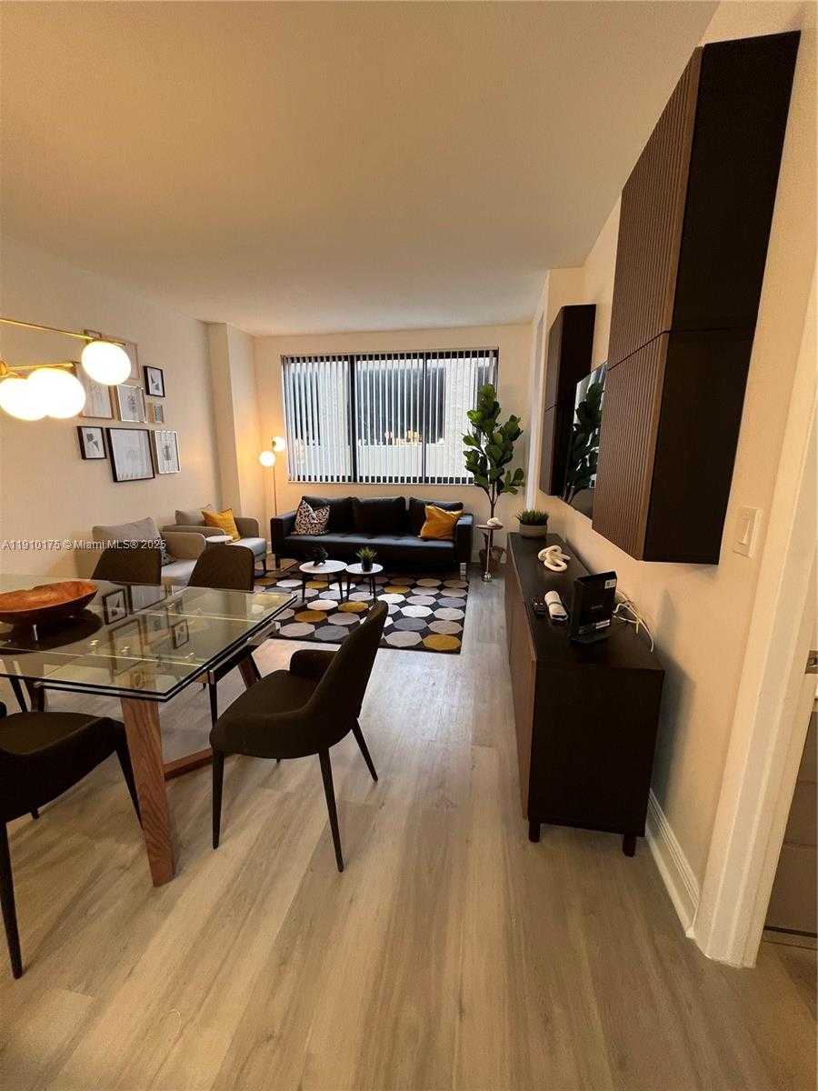 Small Image of 540 BRICKELL KEY DR #312, Miami Number 12
