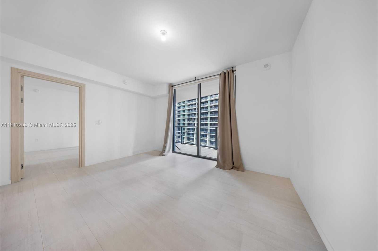 Small Image of 1000 BRICKELL PLZ #3103, Miami Number 17