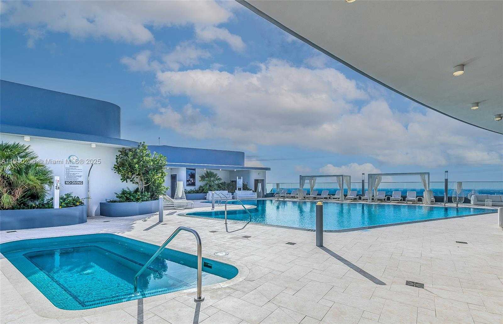 Small Image of 1000 BRICKELL PLZ #3103, Miami Number 31