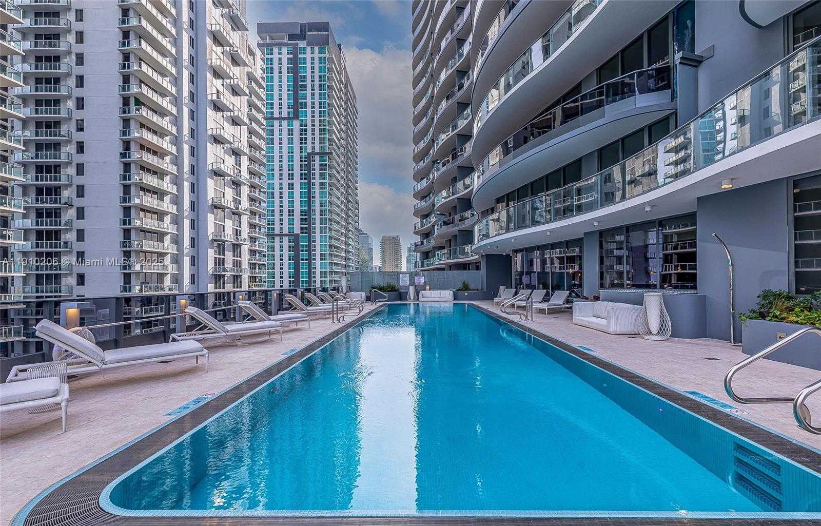 Small Image of 1000 BRICKELL PLZ #3103, Miami Number 36