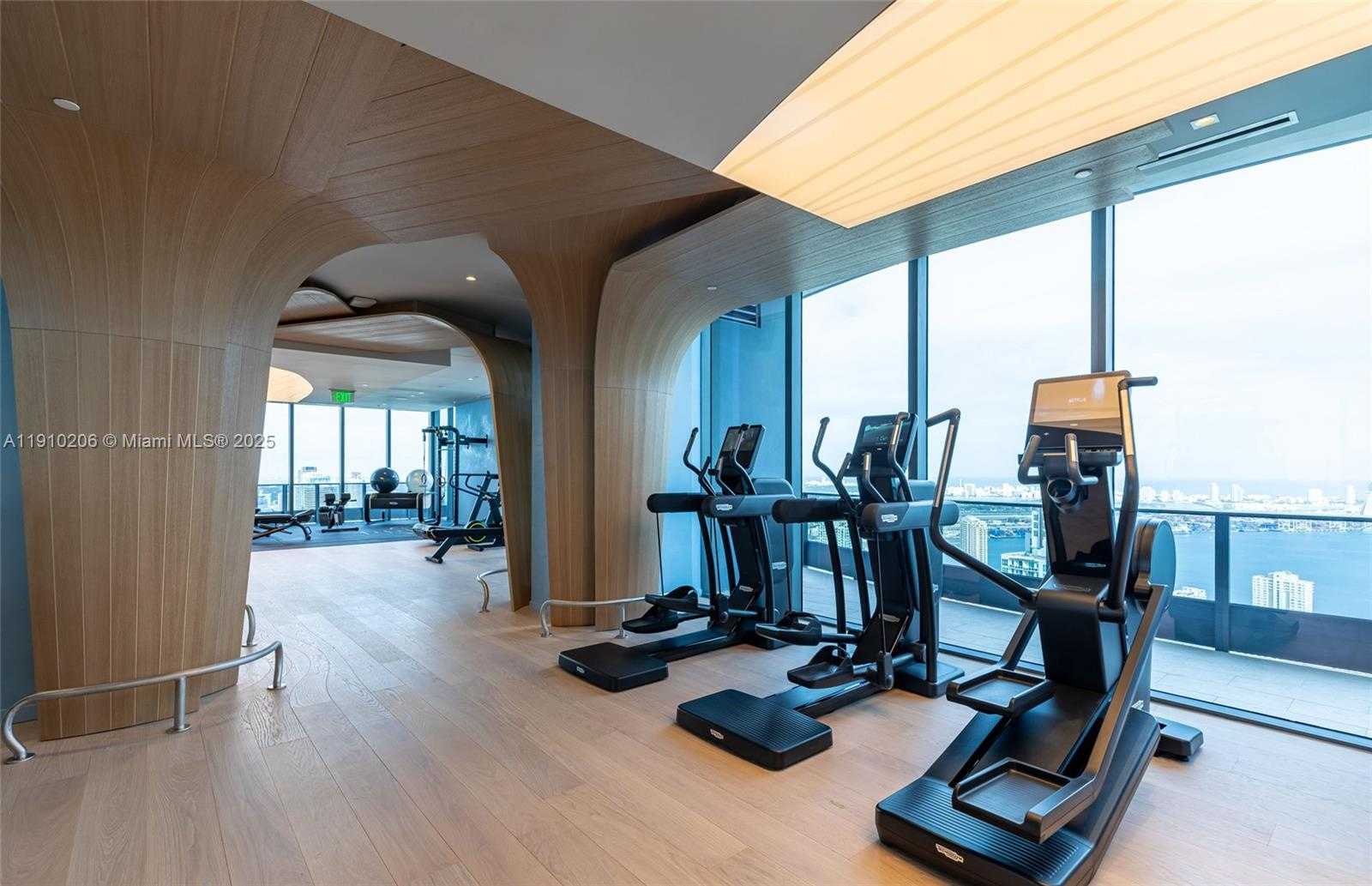 Small Image of 1000 BRICKELL PLZ #3103, Miami Number 38