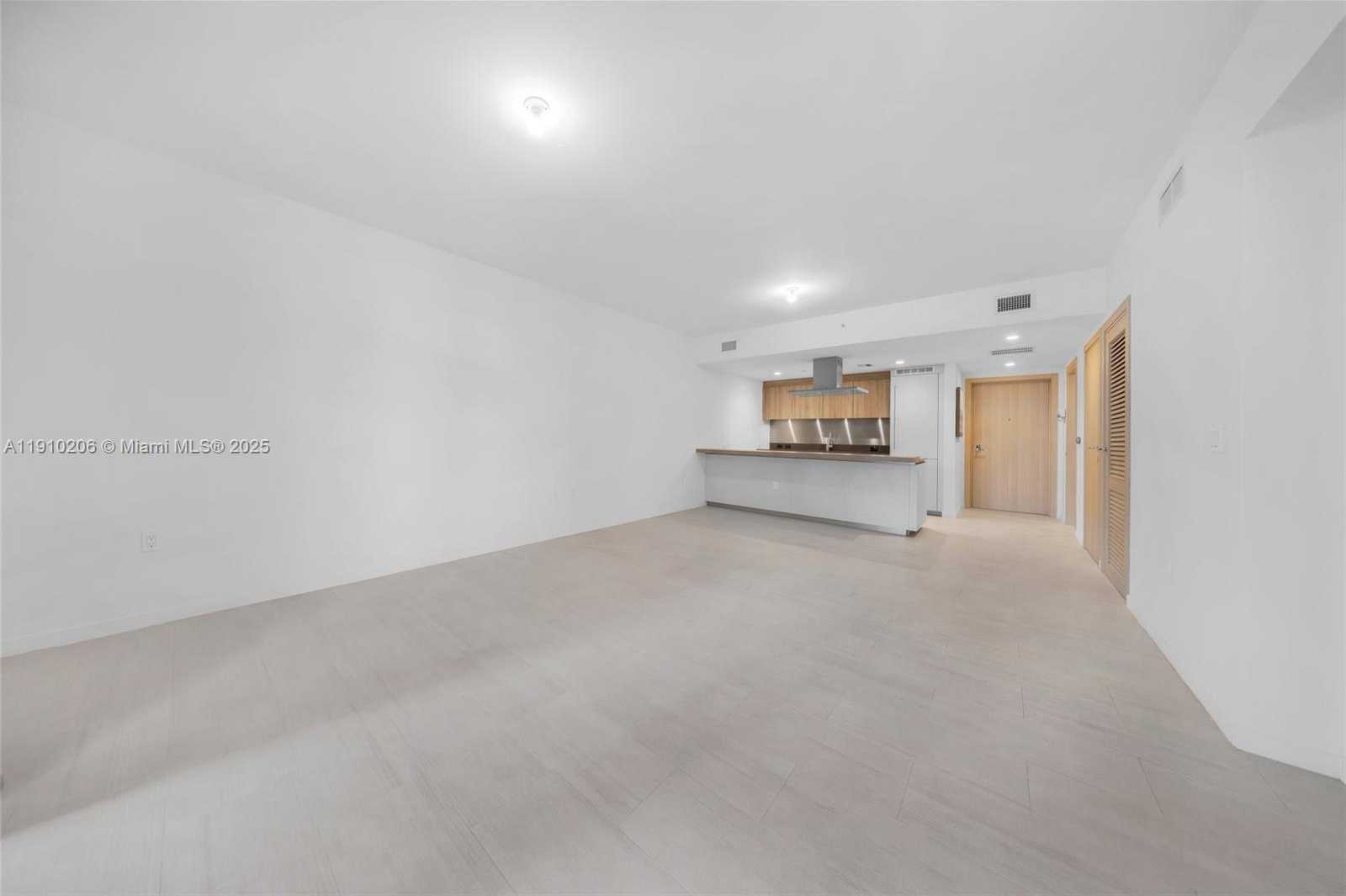 Small Image of 1000 BRICKELL PLZ #3103, Miami Number 8