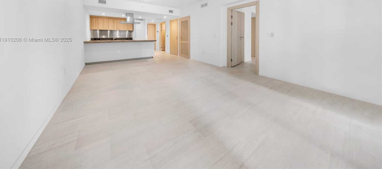 Small Image of 1000 BRICKELL PLZ #3103, Miami Number 9