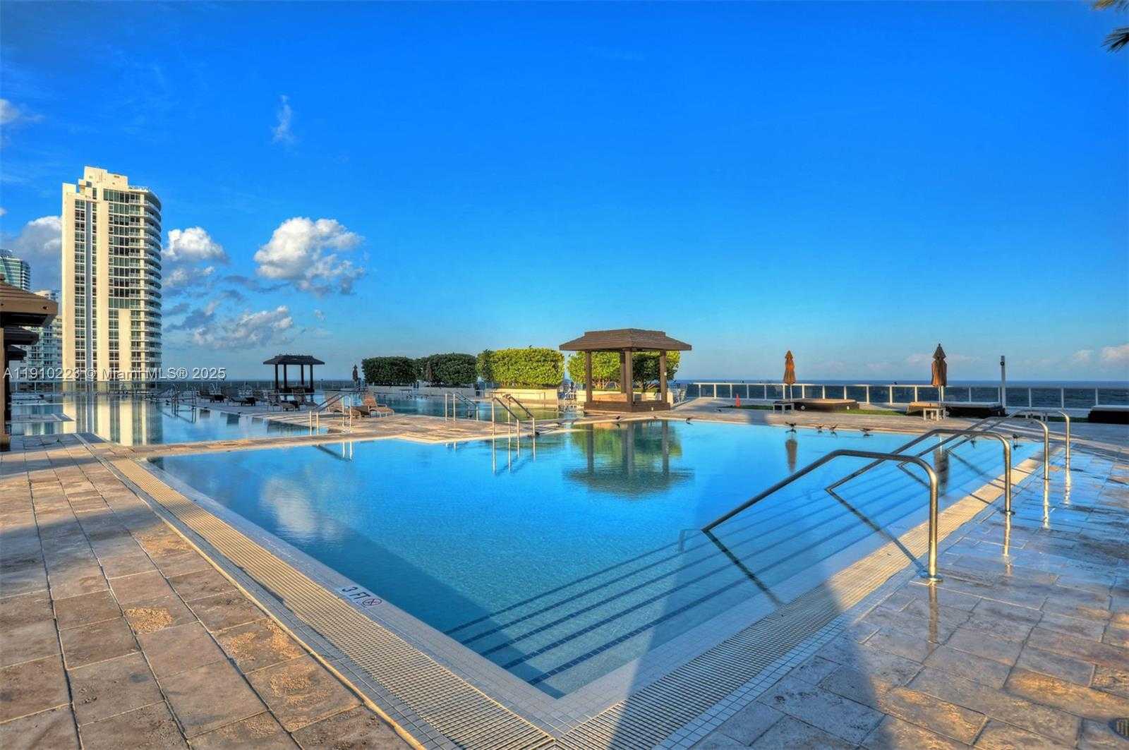 Small Image of 1830 SOUTH OCEAN DR #3605, Hallandale Beach Number 13