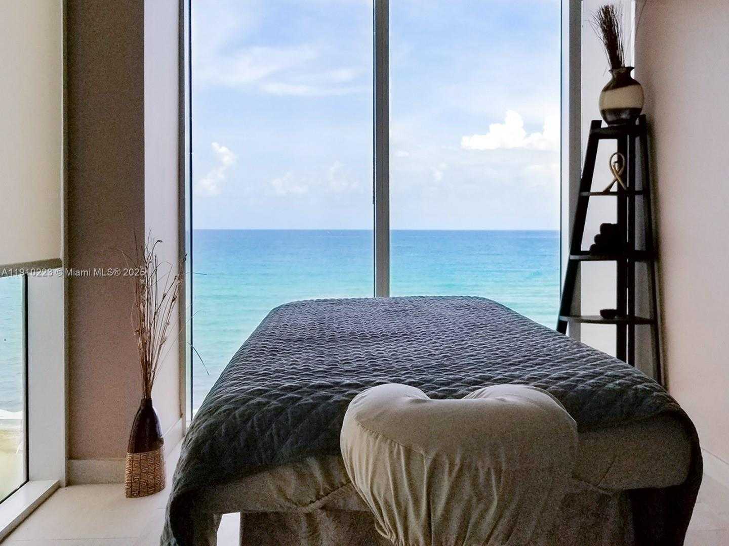 Small Image of 1830 SOUTH OCEAN DR #3605, Hallandale Beach Number 17