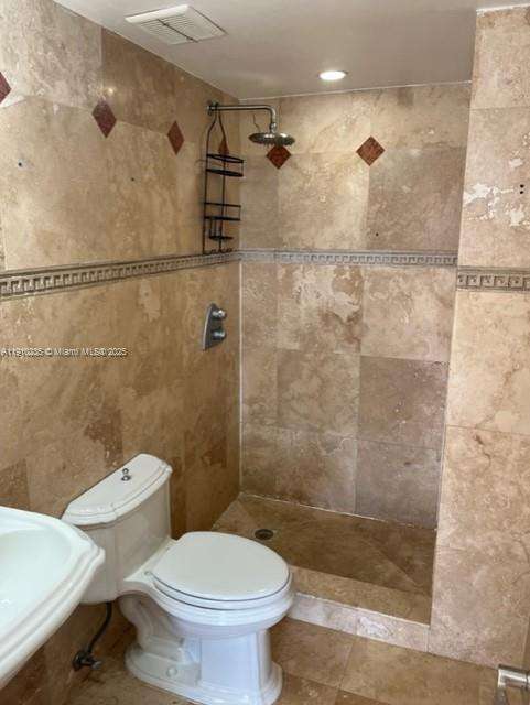 Small Image of 7441 WAYNE AVE #2D, Miami Beach Number 12